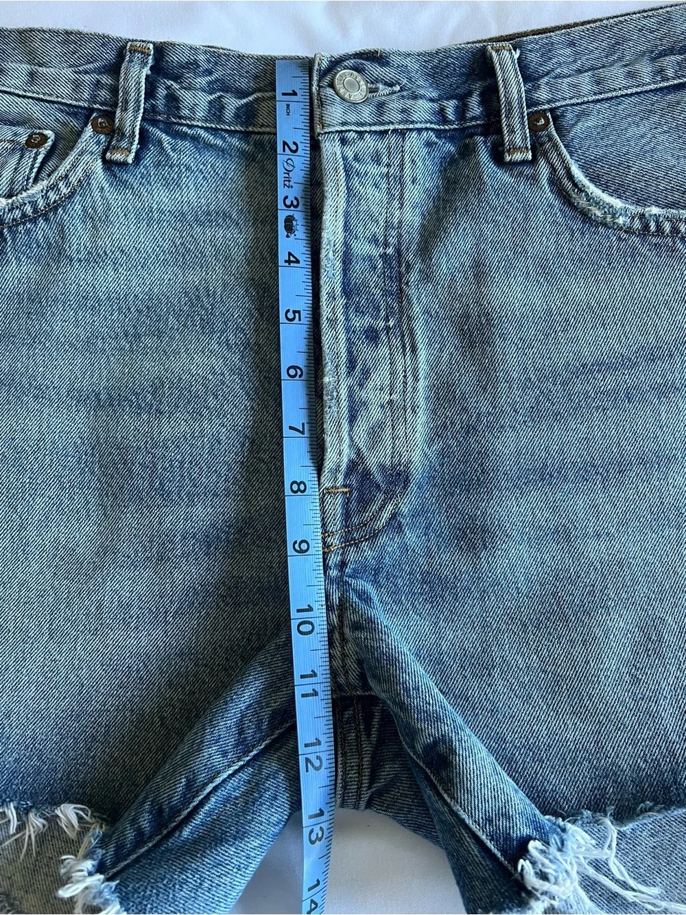 AGOLDE Parker Long Cutoff Denim Shorts Wheel Size 32